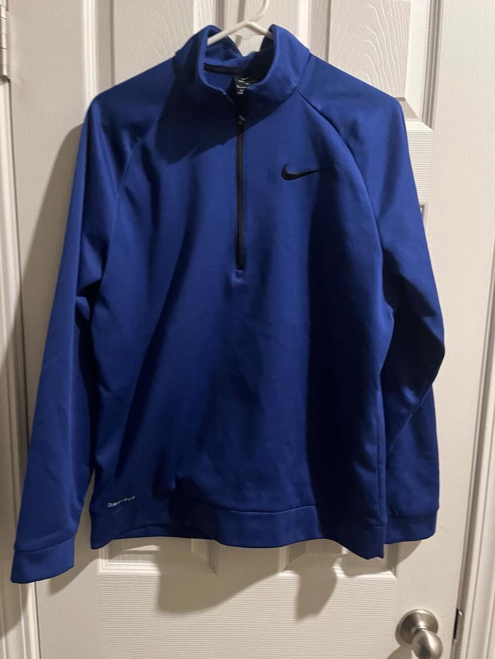 Nike Size S M Men's Sportswear Therma Pull Over Quarter-Zip Workout Top